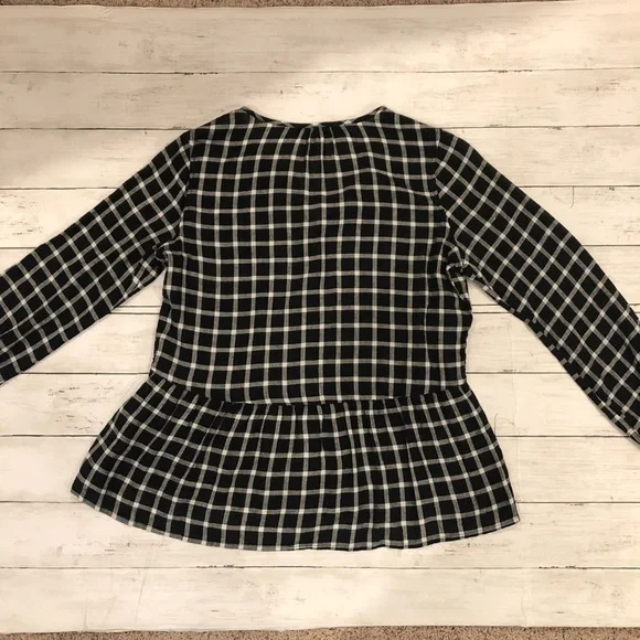 Rails Black and white Long Sleeve Plaid Checkered Ruffle Small Babydoll Blouse - Picture 4 of 4